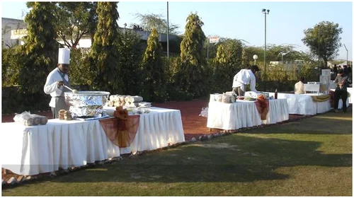 outdoor-catering-service-in-ghaziabad-500x500